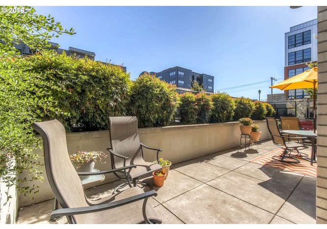 1830 Northwest Riverscape Street, Unit 103 Portland, OR 97209 - Photo 24 of 32 Gallery Image 24