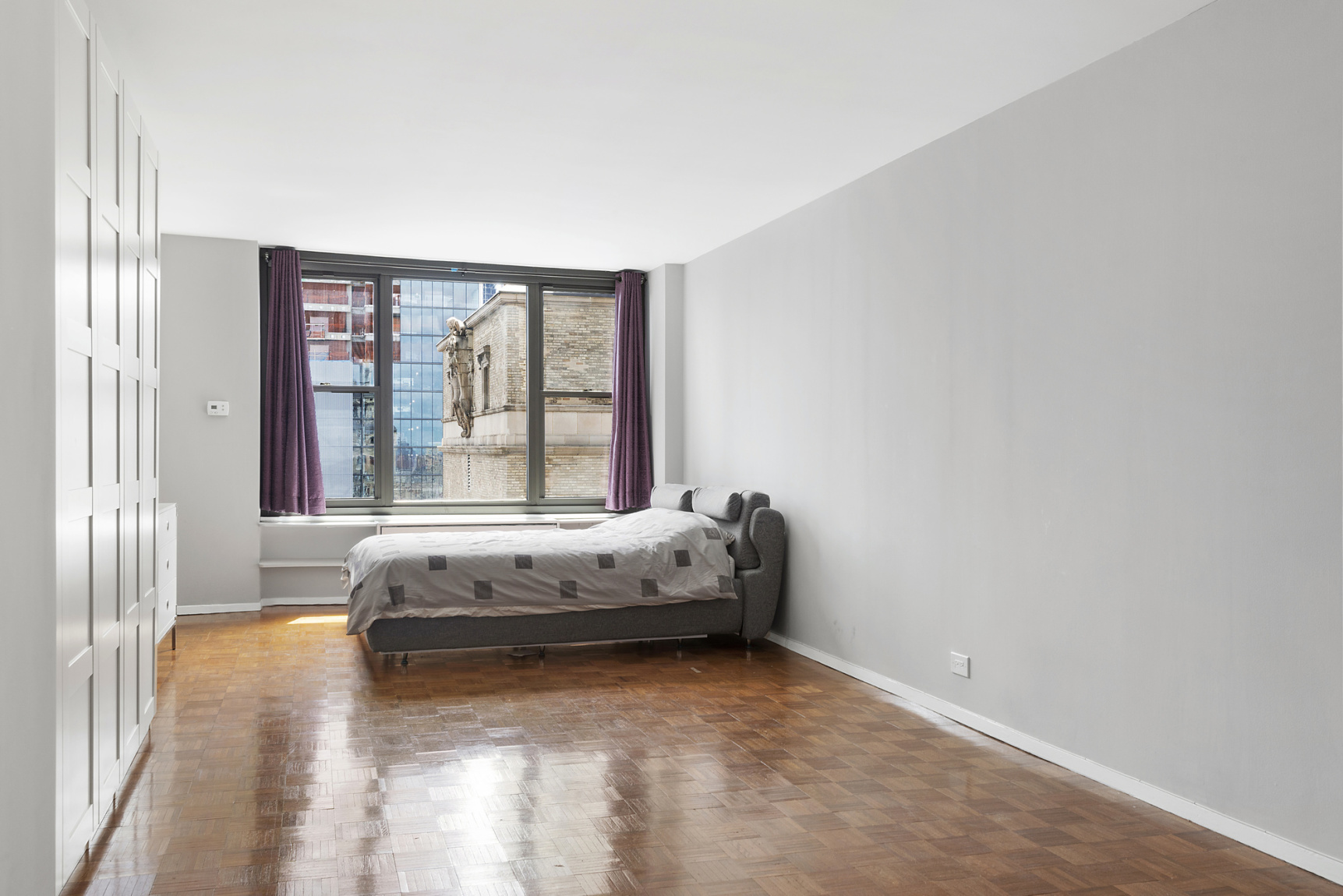 117 East 57th Street, Unit 46C Manhattan, NY 10022 - Photo 2 of 9