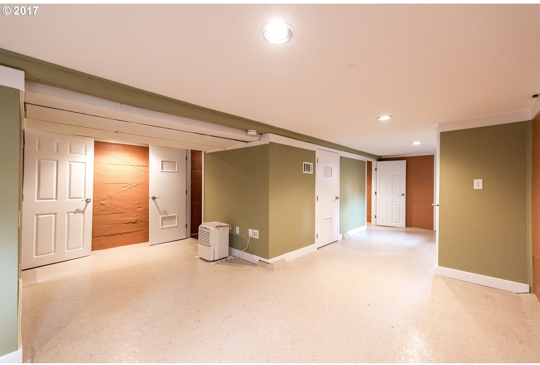 3817 Southwest Huber Street Portland, OR 97219 - Photo 20 of 32 Gallery Image 20