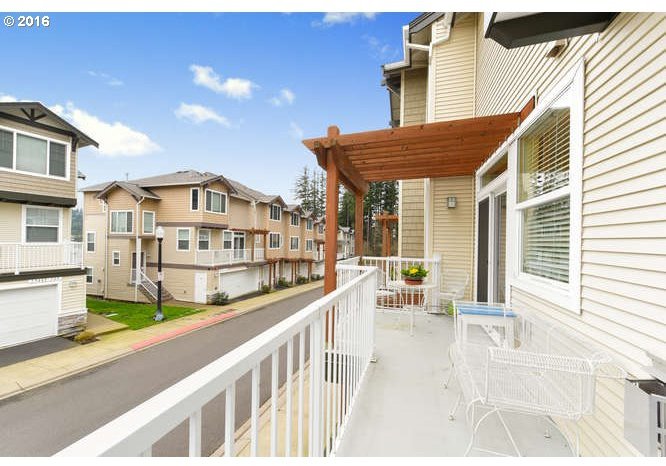 15460 Southwest Sparrow Loop, Unit 103 Beaverton, OR 97007 - Photo 19 of 21 Gallery Image 19