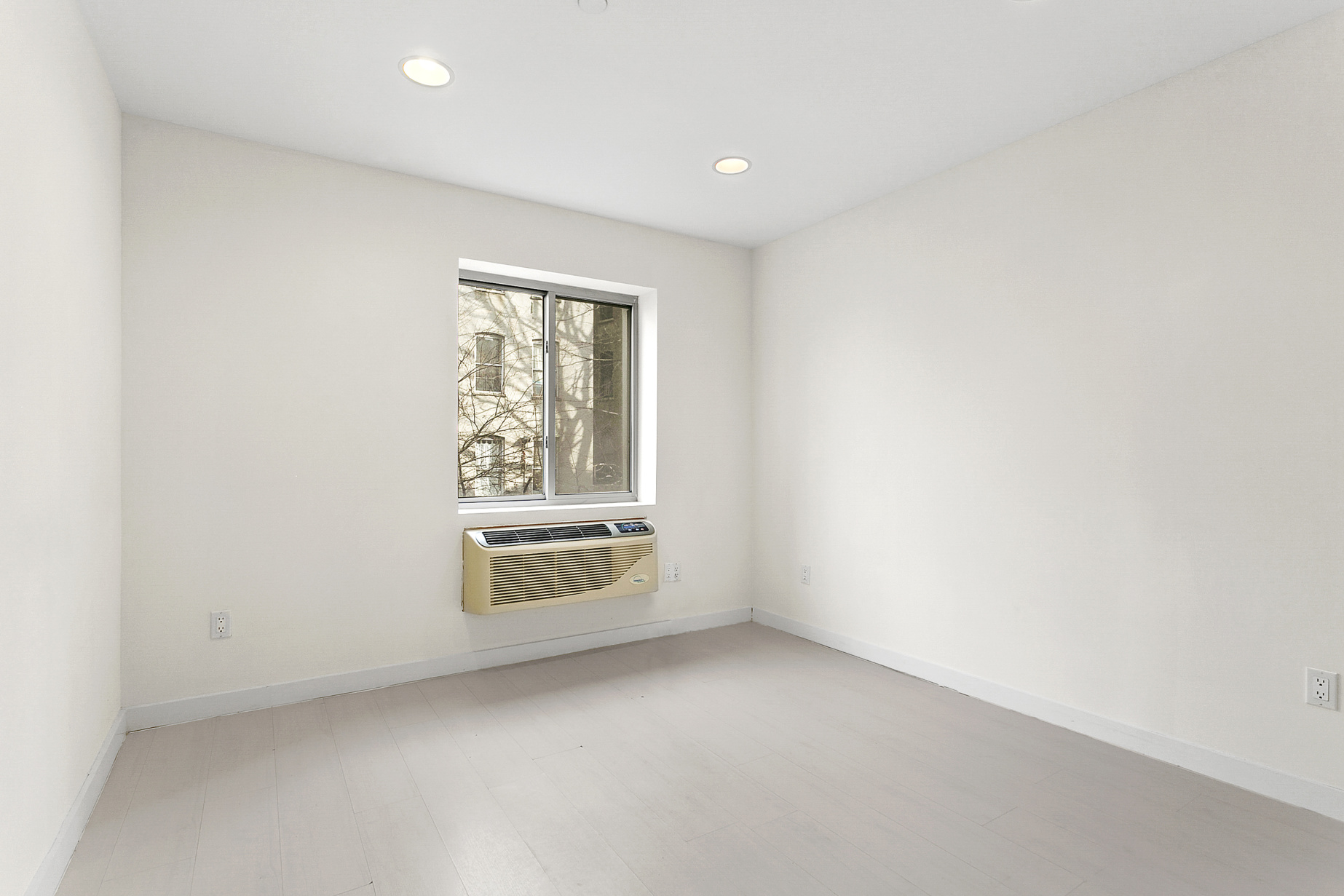 371 West 126th Street, Unit 3A Manhattan, NY 10027 - Photo 4 of 7