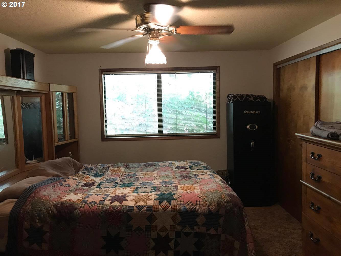 2556 Gazley Road Myrtle Creek, OR 97457 - Photo 20 of 31 Gallery Image 20