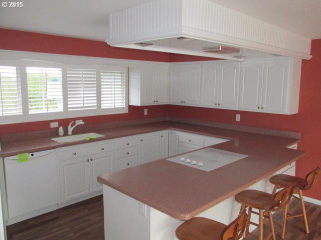 3020 Maple Drive Reedsport, OR 97467 - Photo 3 of 16 Gallery Image 3