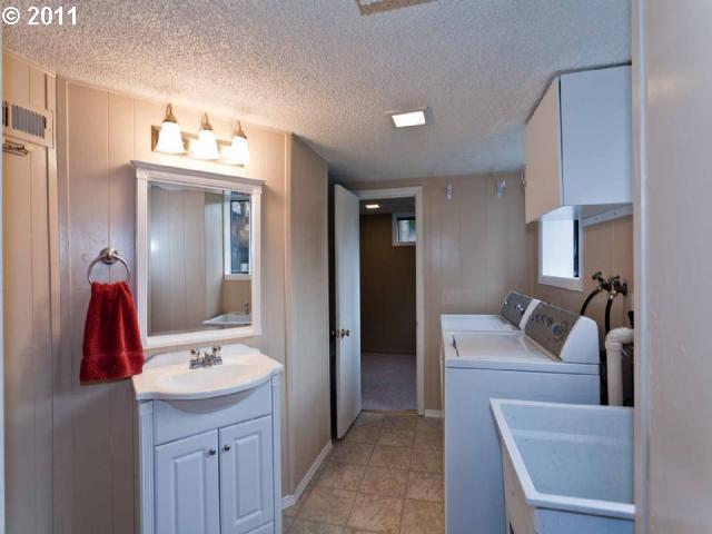 10500 Northwest Cornell Road Portland, OR 97229 - Photo 7 of 16 Gallery Image 7