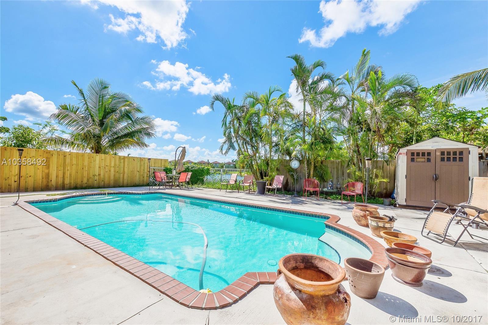 2844 Northeast 41st Road Homestead, FL 33033 - Photo 2 of 25 Gallery Image 2