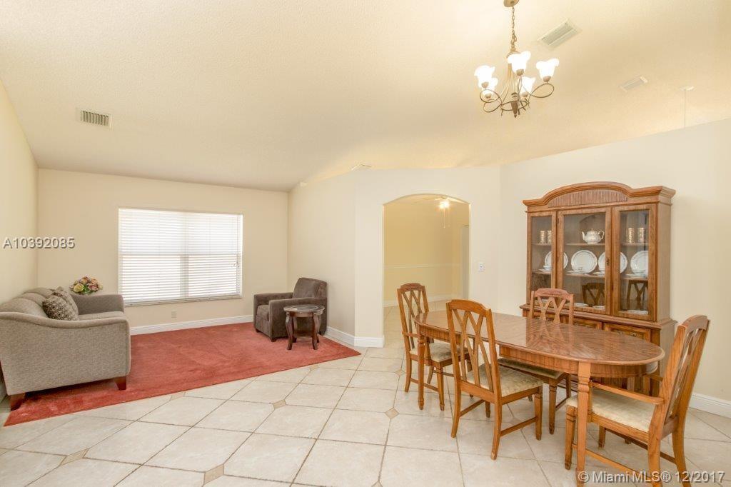 9891 Red Heart Lane Tamarac, FL 33321 - Photo 7 of 20