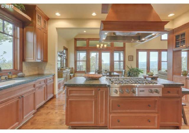 11609 Southwest Military Road Portland, OR 97219 - Photo 16 of 16 Gallery Image 16