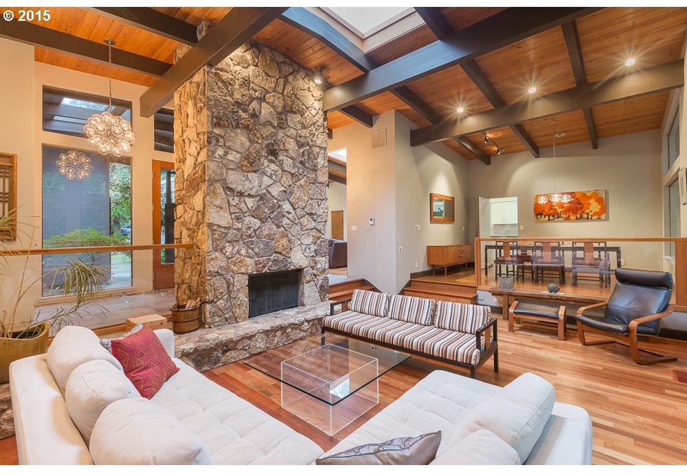 6433 Southwest Laber Road Portland, OR 97221 - Photo 8 of 27