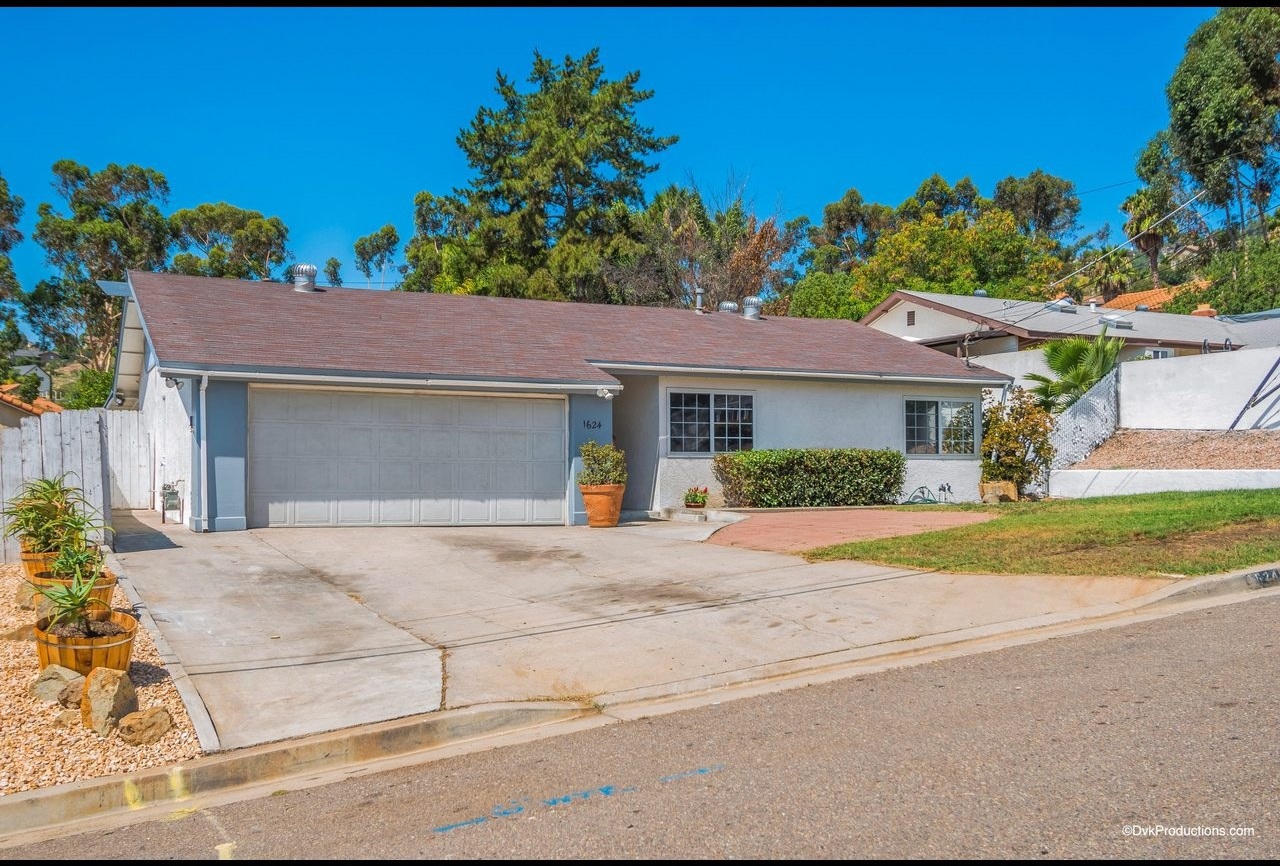 1624 Highridge Road Spring Valley, CA 91977 - Photo 2 of 22