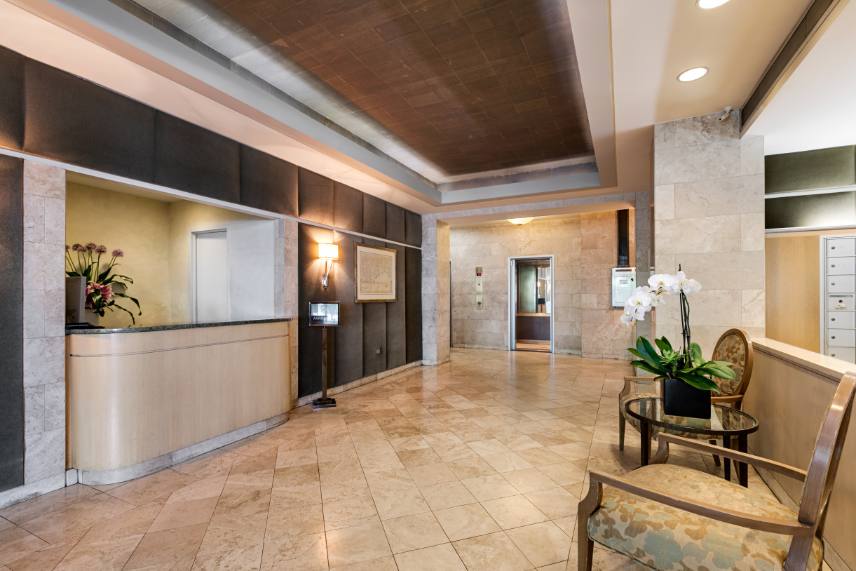 200 E End Ave, Manhattan, NY 10128 - Photo 4 of 4