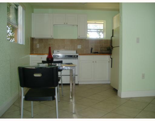 411 Southwest 9th Street, Unit 5 Miami, FL 33130 - Photo 3 of 6