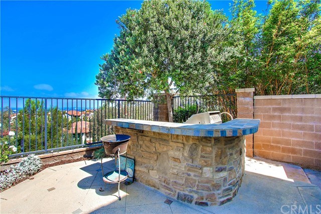 29 Summer House Irvine, CA 92603 - Photo 9 of 38