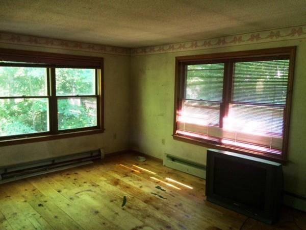 93 Ragged Hill Road Hubbardston, MA 01452 - Photo 4 of 6 Gallery Image 4