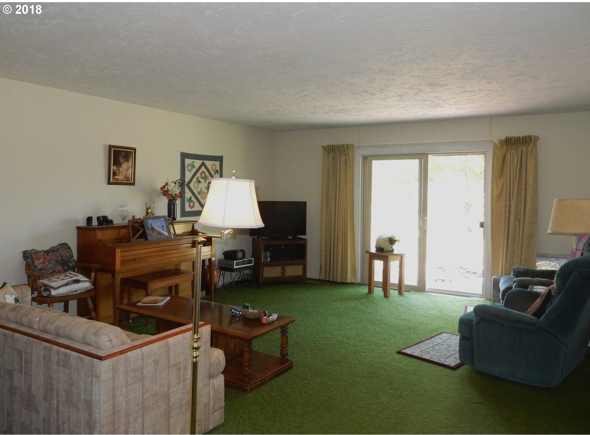 22989 Alfalfa Market Road Bend, OR 97701 - Photo 13 of 20