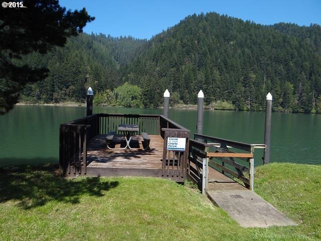43605 Highway 38, Unit 8 Reedsport, OR 97467 - Photo 4 of 16
