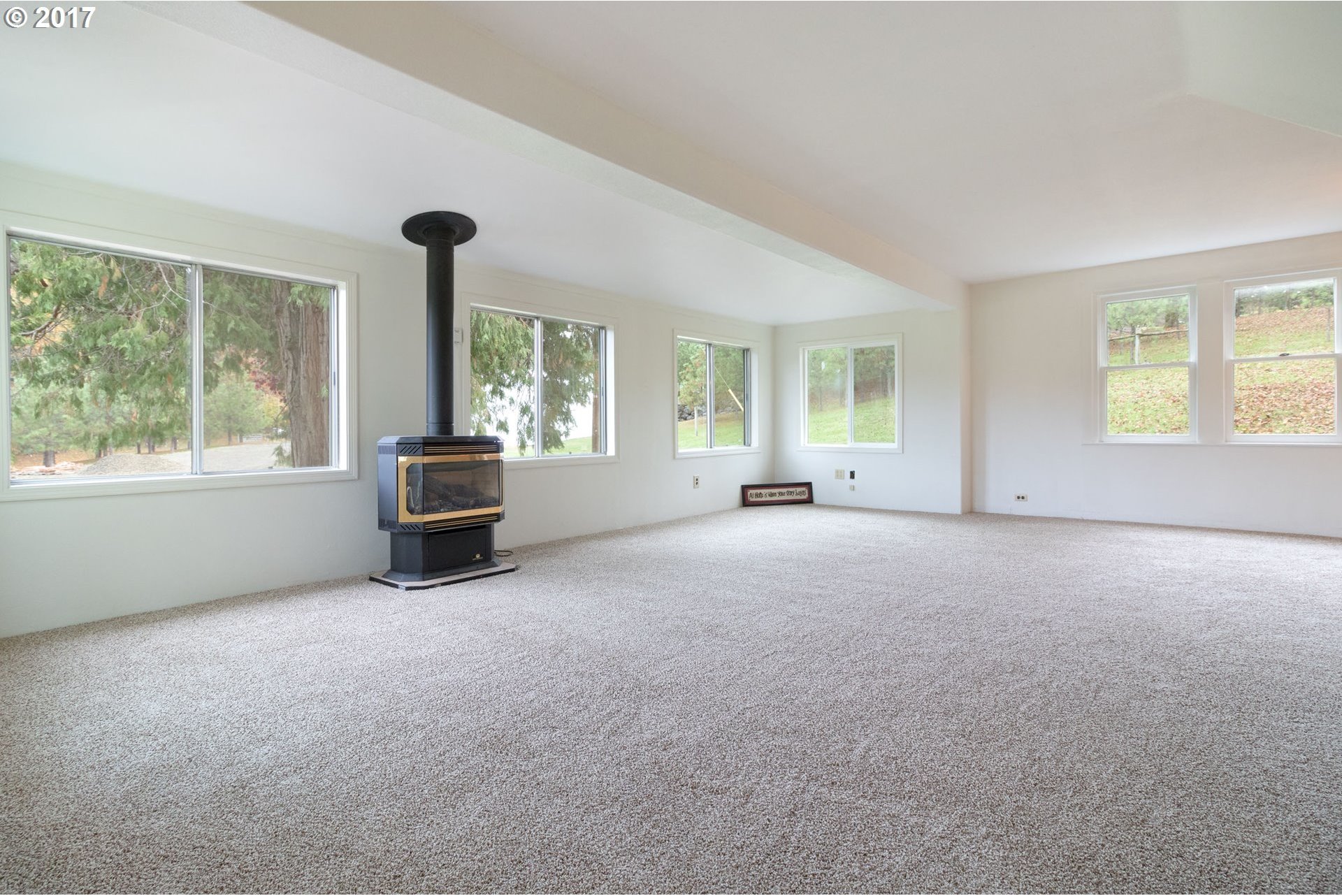 1780 Cleveland Hill Road Roseburg, OR 97471 - Photo 31 of 32 Gallery Image 31