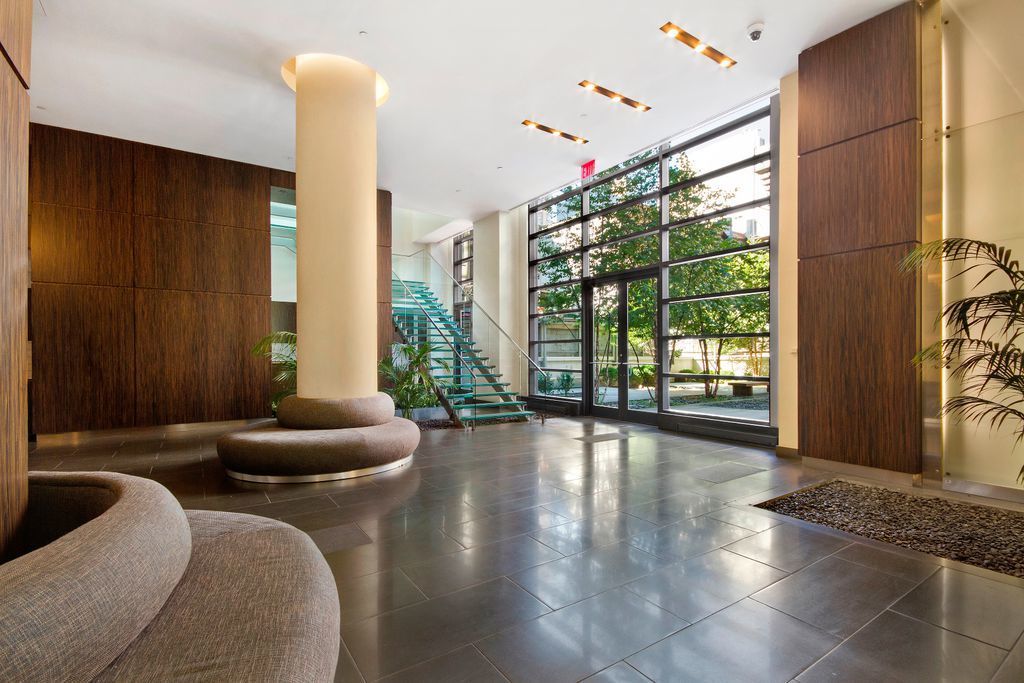 The Link 310 W 52nd St, Manhattan, NY 10019 - Photo 3 of 6