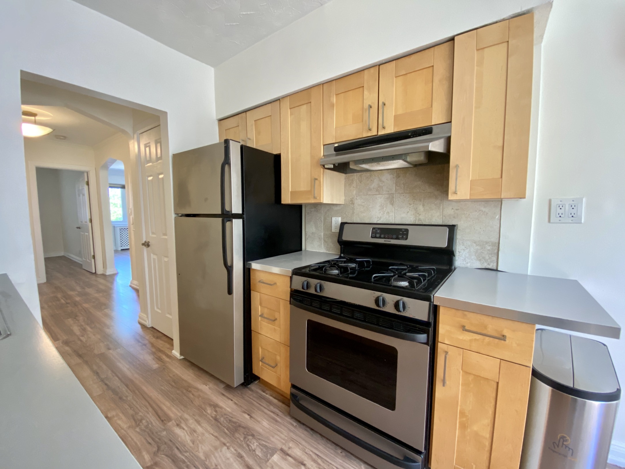 20-15 29th Street, Unit 2 Queens, NY 11105 - Photo 2 of 14