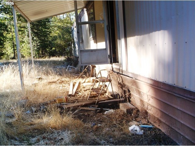 420 Sherier Road Cave Junction, OR 97523 - Photo 13 of 21