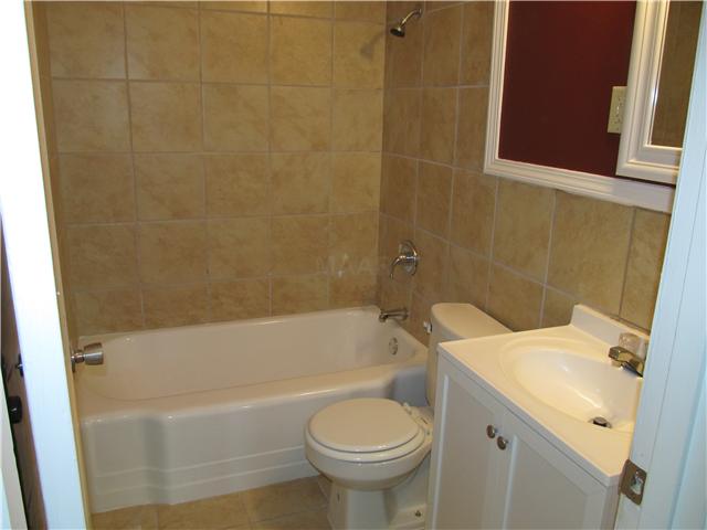 1427 Dearing Road Memphis, TN 38117 - Photo 14 of 22