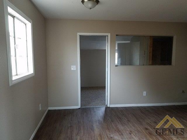 613 Lawson Road Bakersfield, CA 93307 - Photo 5 of 24 Gallery Image 5