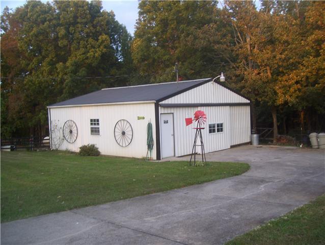 5015 Williams Road Cross Plains, TN 37049 - Photo 2 of 9