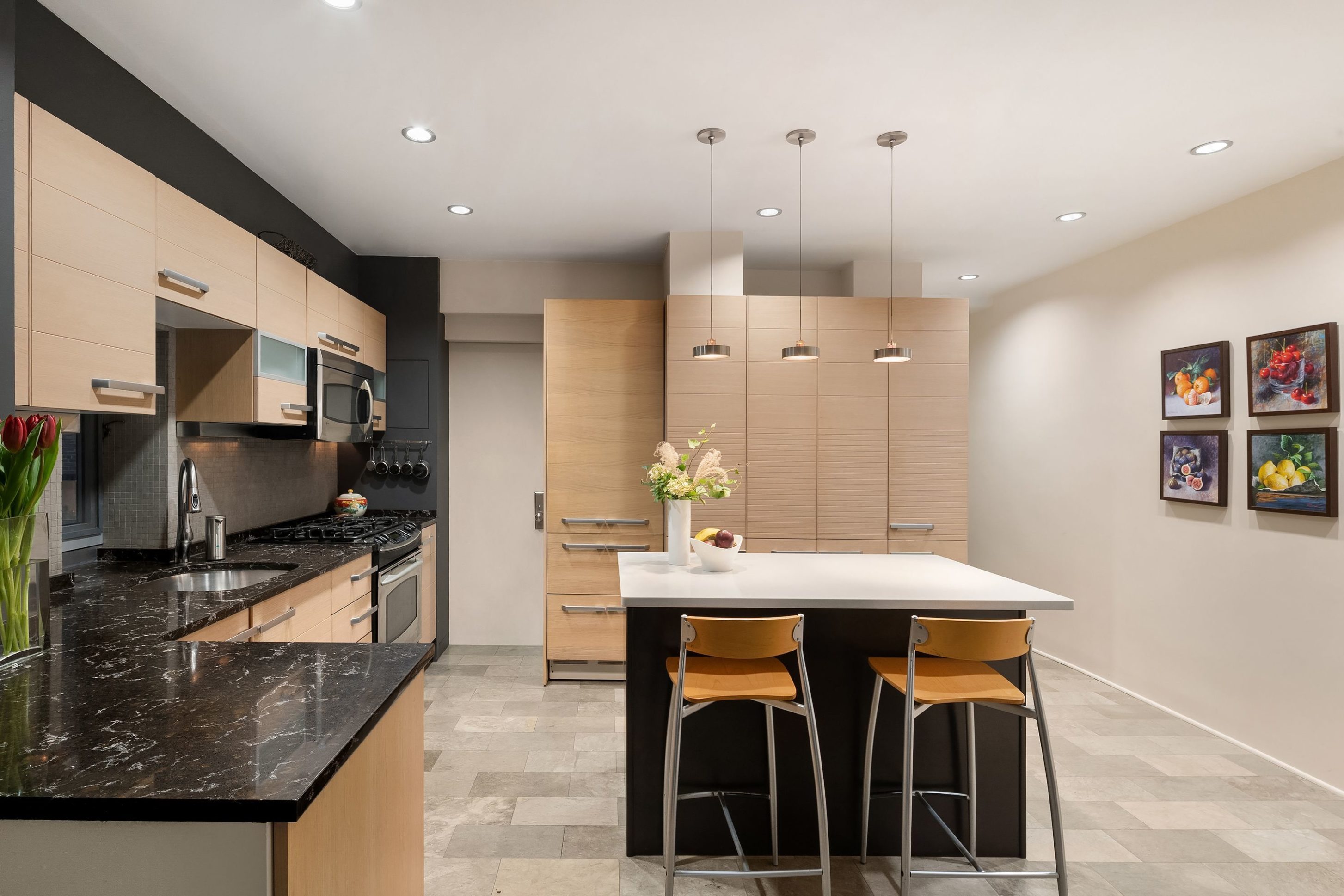 305 West 86th Street, Unit 6A Manhattan, NY 10024 - Photo 4 of 8