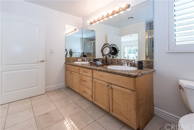 4450 La Barca Drive Tarzana, CA 91356 - Photo 23 of 28