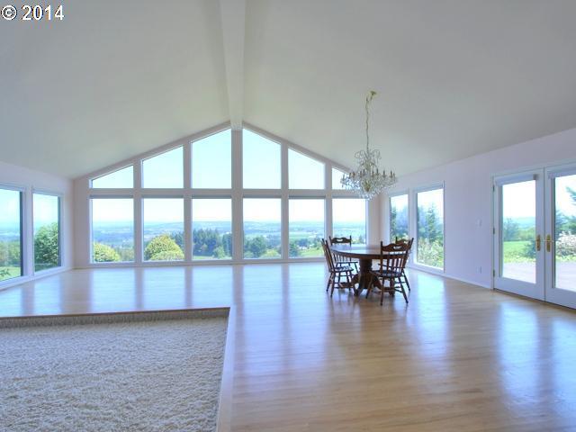 33507 Southwest Laurel Road Hillsboro, OR 97123 - Photo 2 of 16 Gallery Image 2
