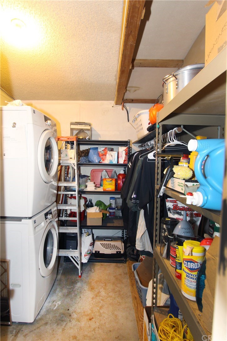 5337 Raphael Street Los Angeles, CA 90042 - Photo 29 of 29 Second Unit Laundryroom