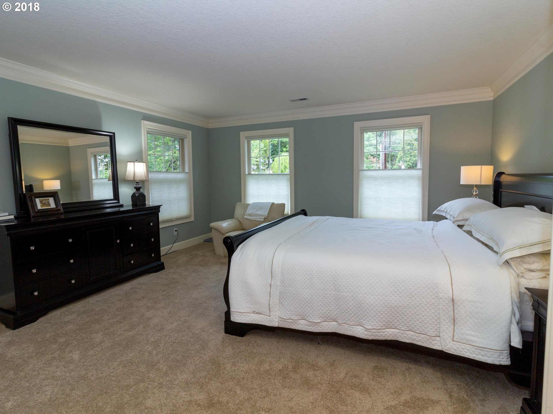624 Atwater Road Lake Oswego, OR 97034 - Photo 14 of 32 Gallery Image 14