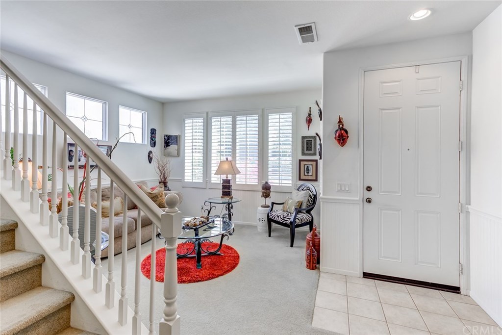 31 Mercantile Way Ladera Ranch, CA 92694 - Photo 3 of 18