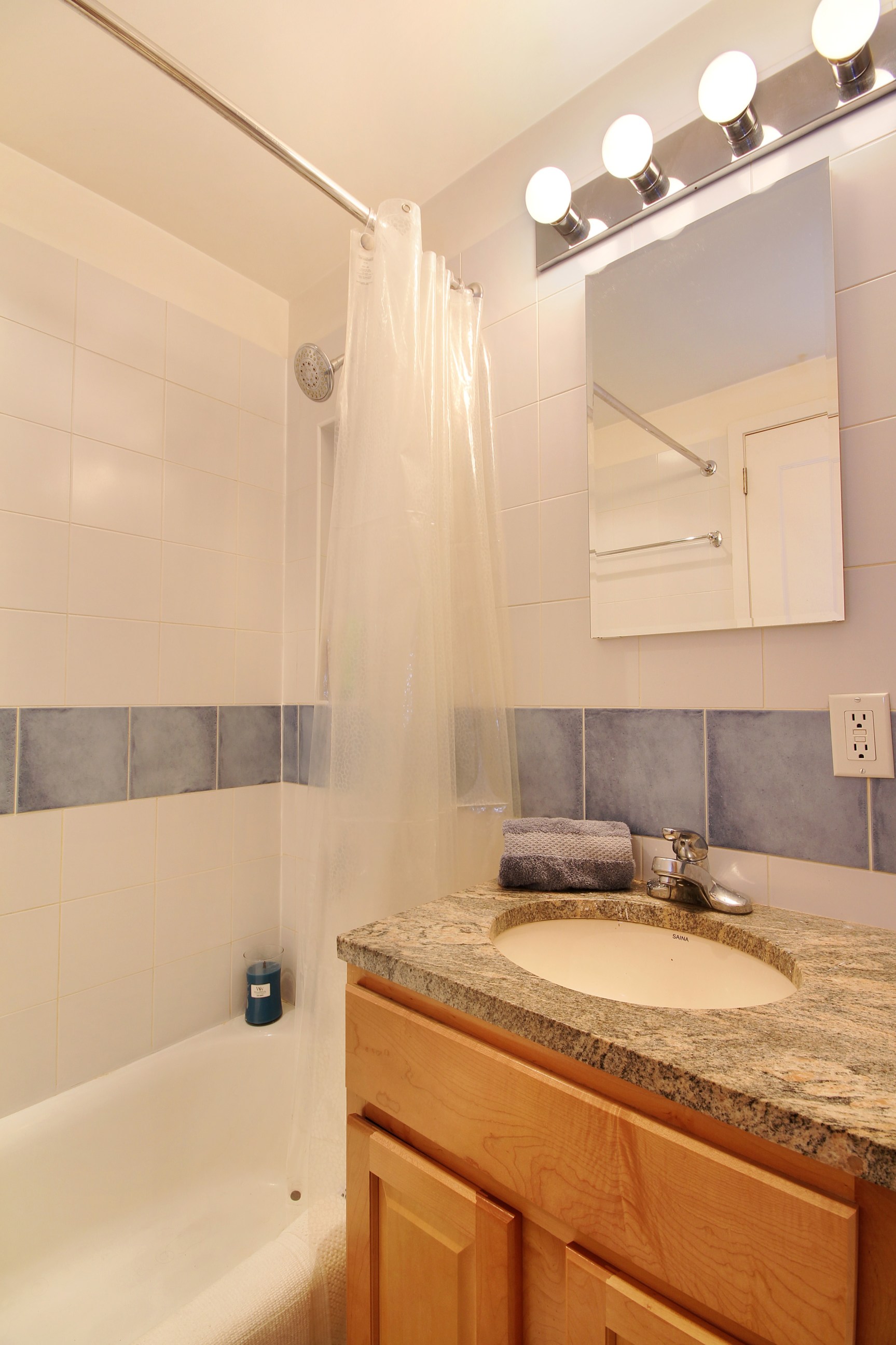 237 East 12th Street, Unit 2A Manhattan, NY 10003 - Photo 4 of 6