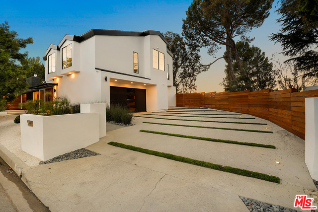 2501 Roscomare Road Los Angeles, CA 90077 - Photo 3 of 43