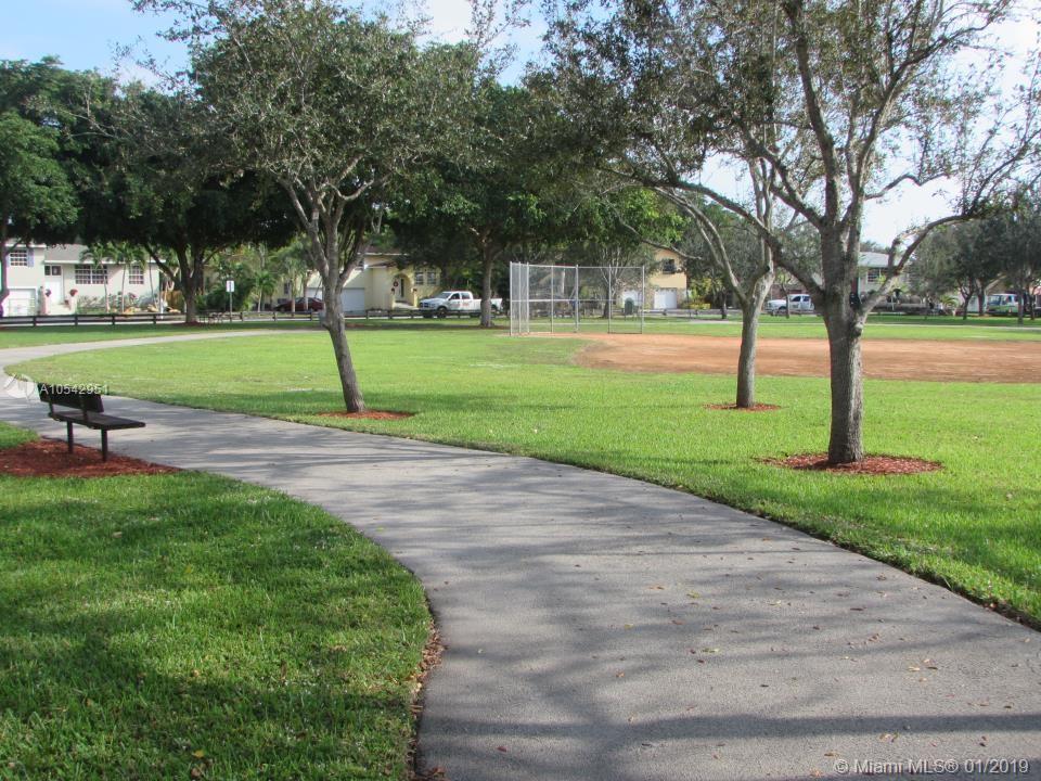 8410 Southwest 201st Street Cutler Bay, FL 33189 - Photo 42 of 46