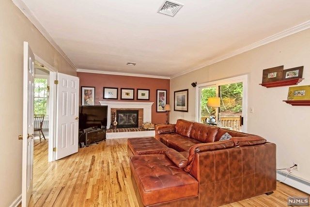 44 Robin Street Rockaway, NJ 07866 - Photo 9 of 25