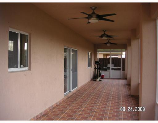 1407 Southeast 7th Street Homestead, FL 33033 - Photo 7 of 10