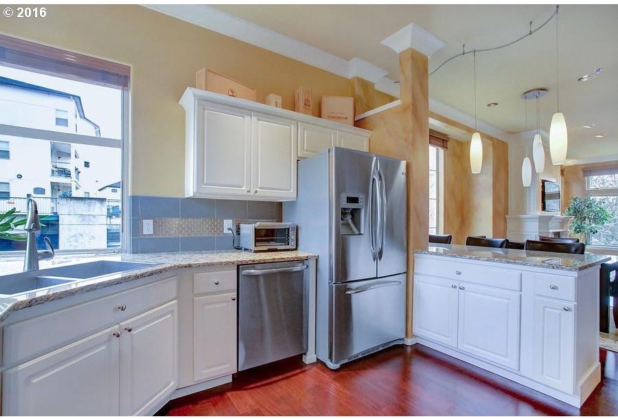 18760 Southwest Boones Ferry Road Tualatin, OR 97062 - Photo 3 of 32 Gallery Image 3