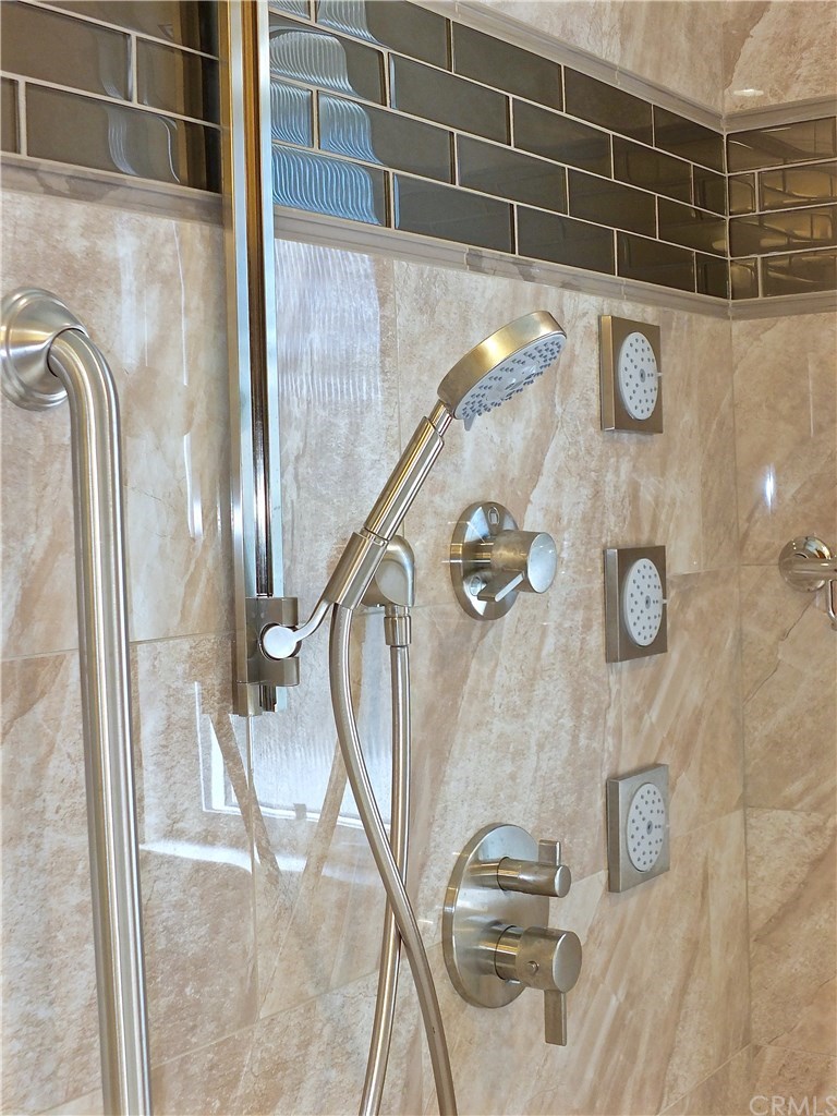 831 Hillside Drive Long Beach, CA 90815 - Photo 37 of 51