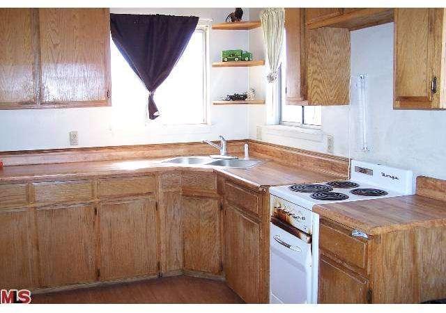 1254 Goat Mountain Road Landers, CA 92285 - Photo 6 of 28 Gallery Image 6