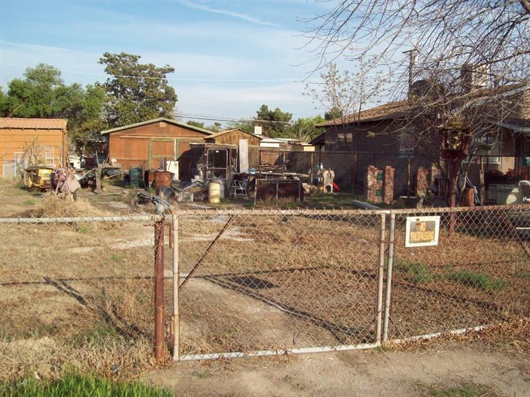 3045 Alloway Lane Bakersfield, CA 93307 - Photo 16 of 16