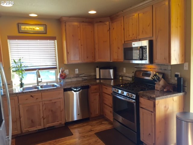 1716 Southwest 3rd Street Pendleton, OR 97801 - Photo 17 of 19