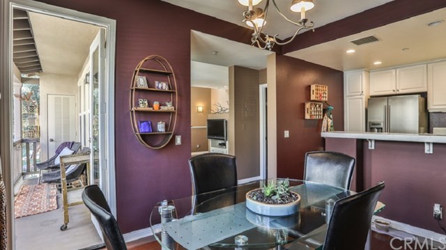 78 Dovetail Irvine, CA 92603 - Photo 16 of 55 Great Dining Room with Access to Balcony