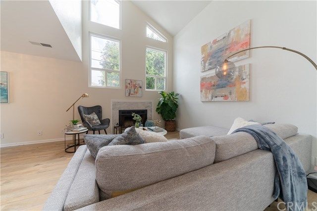 $1,799,999 | 397 La Perle Lane, Costa Mesa, CA 92627