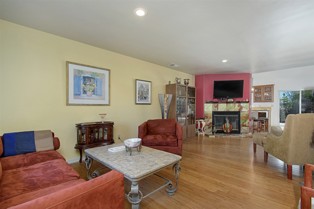 4561 Sunrise Ridge Oceanside, CA 92056 - Photo 4 of 19