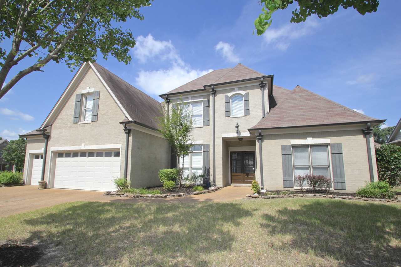 4915 Rainy Pass Road Collierville, TN 38017 - Photo 2 of 25 Another view of the front, notice the 3-car garage and the corner lot