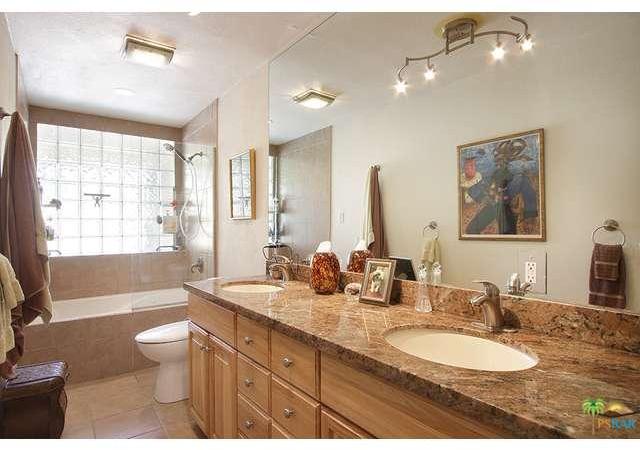 1380 Tamarisk Road Palm Springs, CA 92262 - Photo 11 of 21 Gallery Image 11