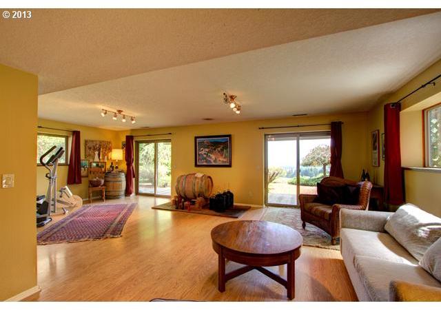 32859 Southwest Laurelview Road Hillsboro, OR 97123 - Photo 12 of 16