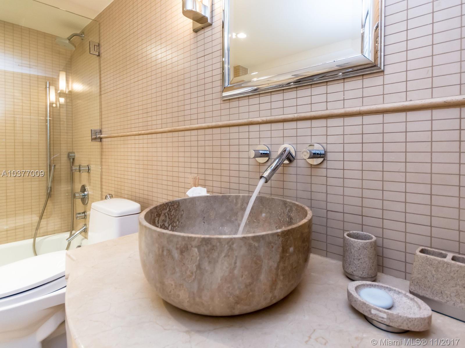 607 Ocean Drive, Unit 9K Key Biscayne, FL 33149 - Photo 60 of 78