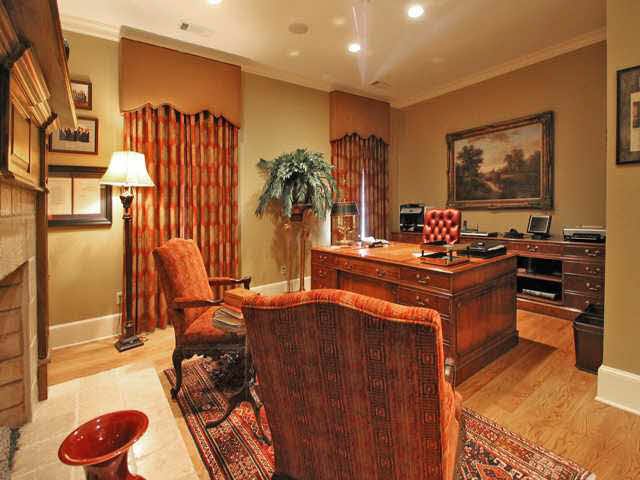 210 Waring Road Memphis, TN 38117 - Photo 15 of 25
